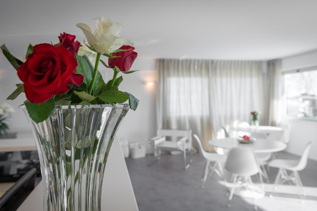 Hotel Commodore Cervia Exteriör bild