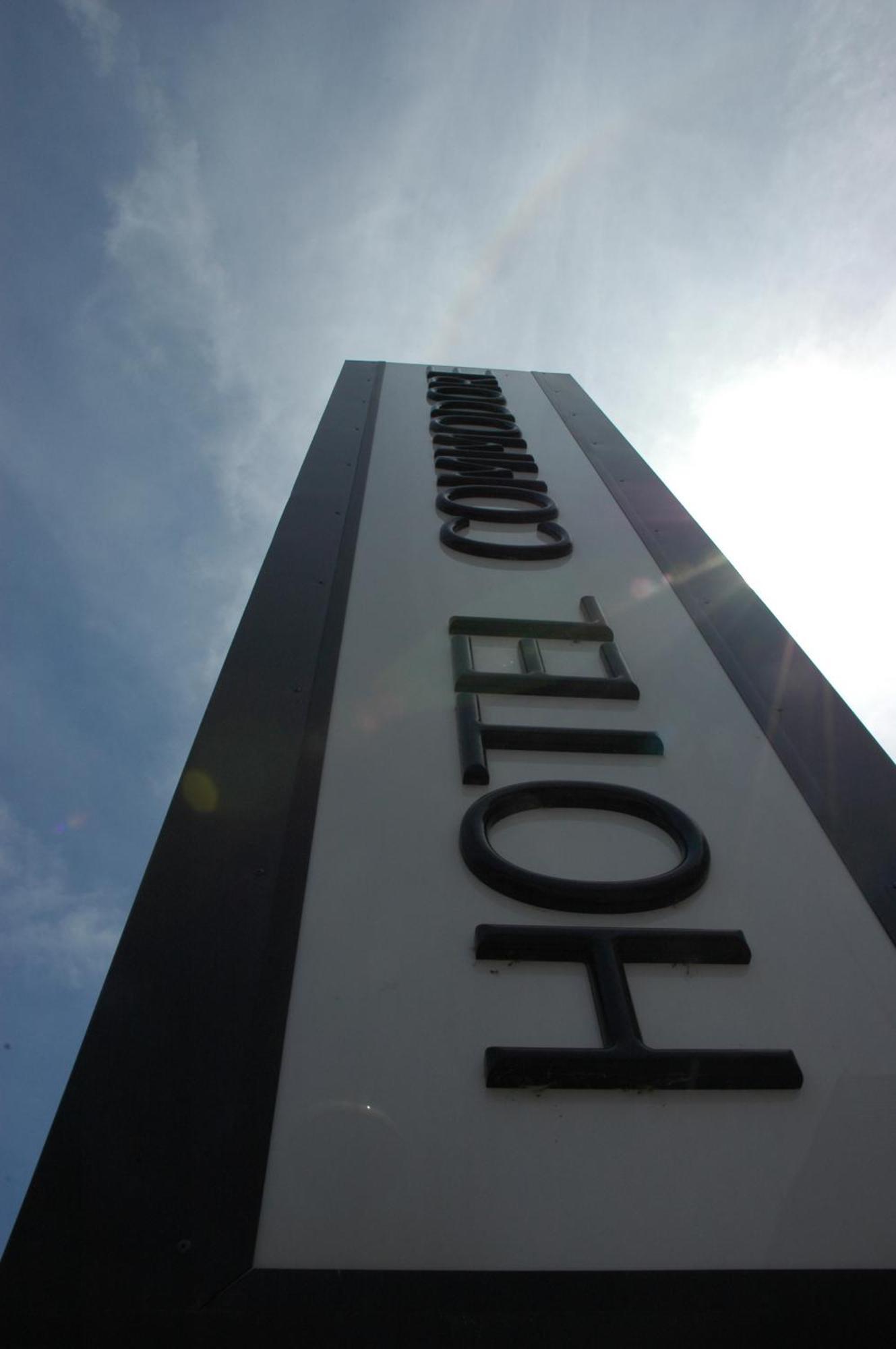 Hotel Commodore Cervia Exteriör bild