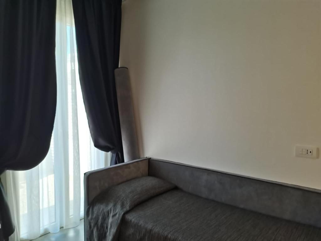 Hotel Commodore Cervia Exteriör bild
